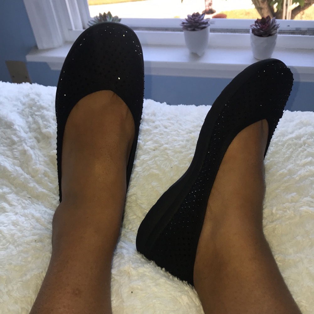 Flex Step Women’s Rhinestone Slip ons - Picture 11 of 12